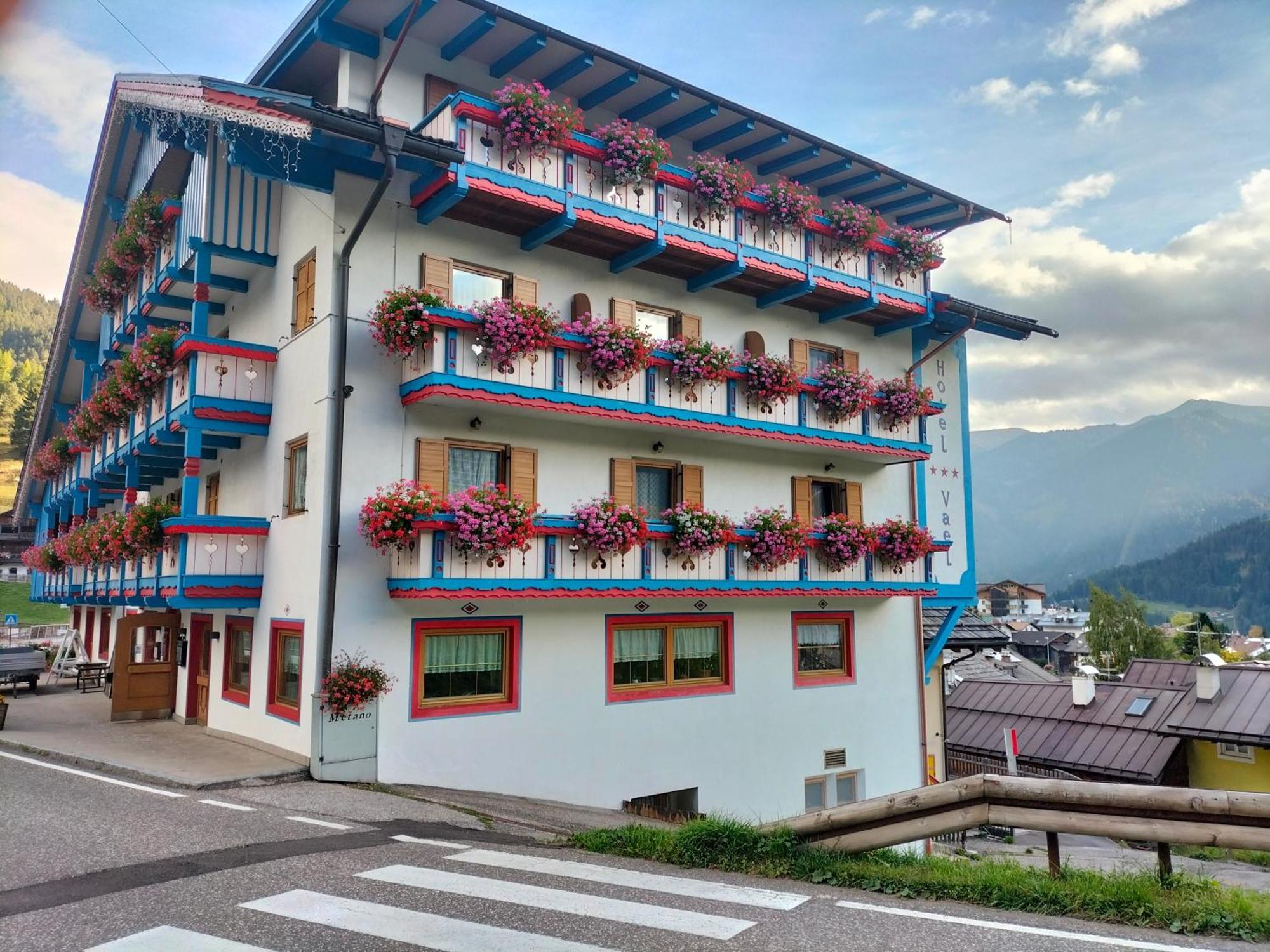 Hotel Vael Vigo di Fassa Exterior foto
